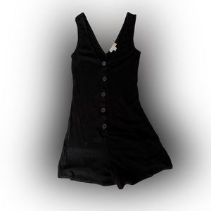 GIANNI BINI BLACK RIBBED MINI ROMPER // SIZE XS🖤